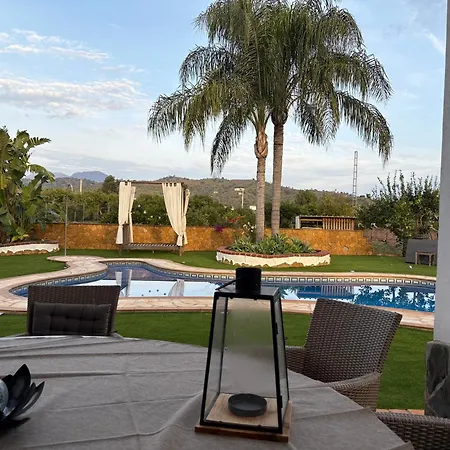 Shays Superb Gorgeous Private Pool, Coin, Malaga, Spain *