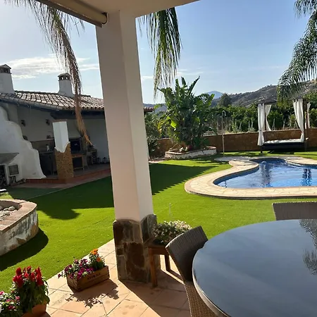 Shays Superb Gorgeous Private Pool, Coin, Malaga, Spain Villa *